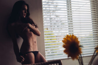 Sexy Nude Paloma Mariella Topless