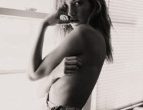 Sexy Nude Rikki Barton