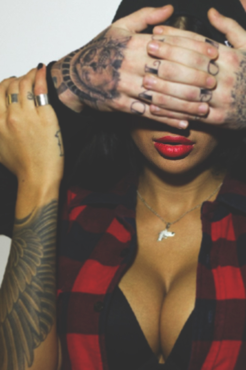 sexy-nude-skin-skincontact-boobs