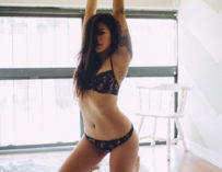 Sexy Nude Vanstyles Photos Of Elizabeth In Her Bedroom In