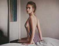 Sexy Nude Zoe Cross Topless