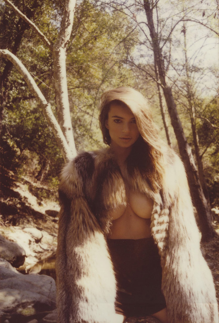 sexy-pawel-anderson-emily-ratajkowski-topless