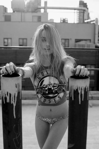 Sexy Smutna Krolowa 98 Xx Topless