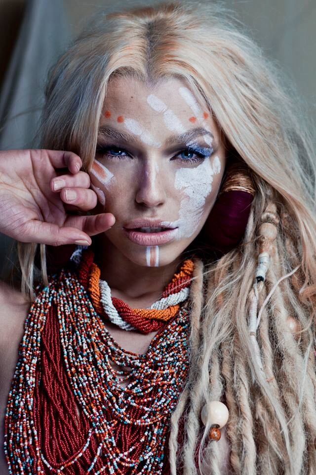 sexy-tiigerlily-published-in-dark-beauty-magazine-topless