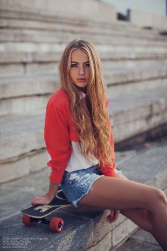 Skate Girlz Skate Girl Topless