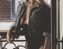 Small Town Girl X Frederic Noyon Boobs