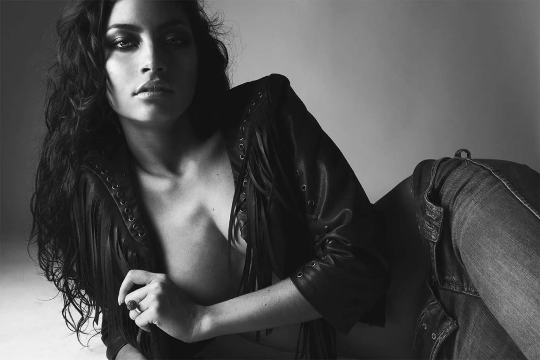 soypiroman-emilie-payet-vaya-boca-boobs