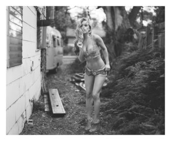 T H E S O U T H Carlos Williams Naked