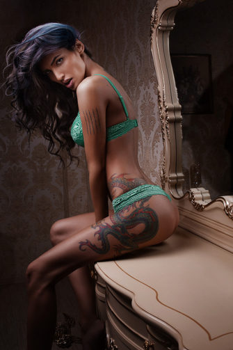 Tattoo Dplyusnin Naked Topless