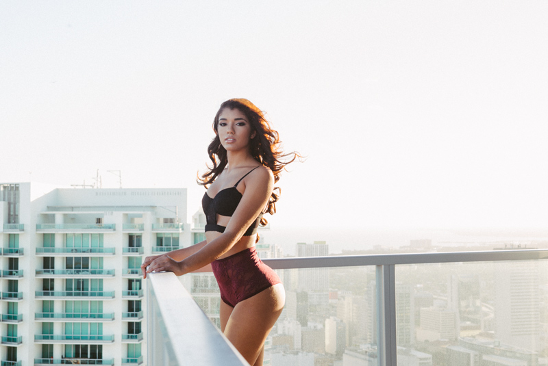 the210-yovanna-ventura-x-van-styles-boobs