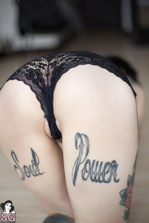 theperfectladies-ilanna-suicide