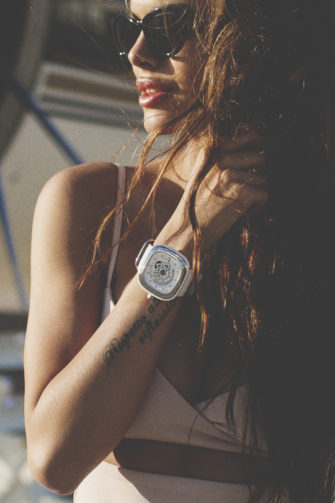 Vividessentials Viki Odintcova Amazing