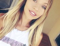 Wxmxn Ana Foxx Instagram Twitter Topless